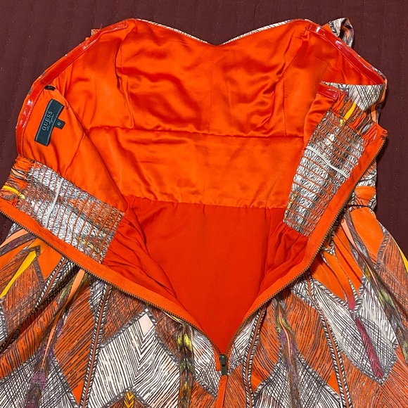 Guess Orange and Yellow Patterned Mini Dress Size 6 - Picture 9 of 9